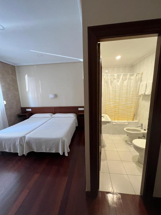Hotel Ramona ラレード エクステリア 写真